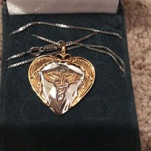 nurses serenity prayer diamond pendant